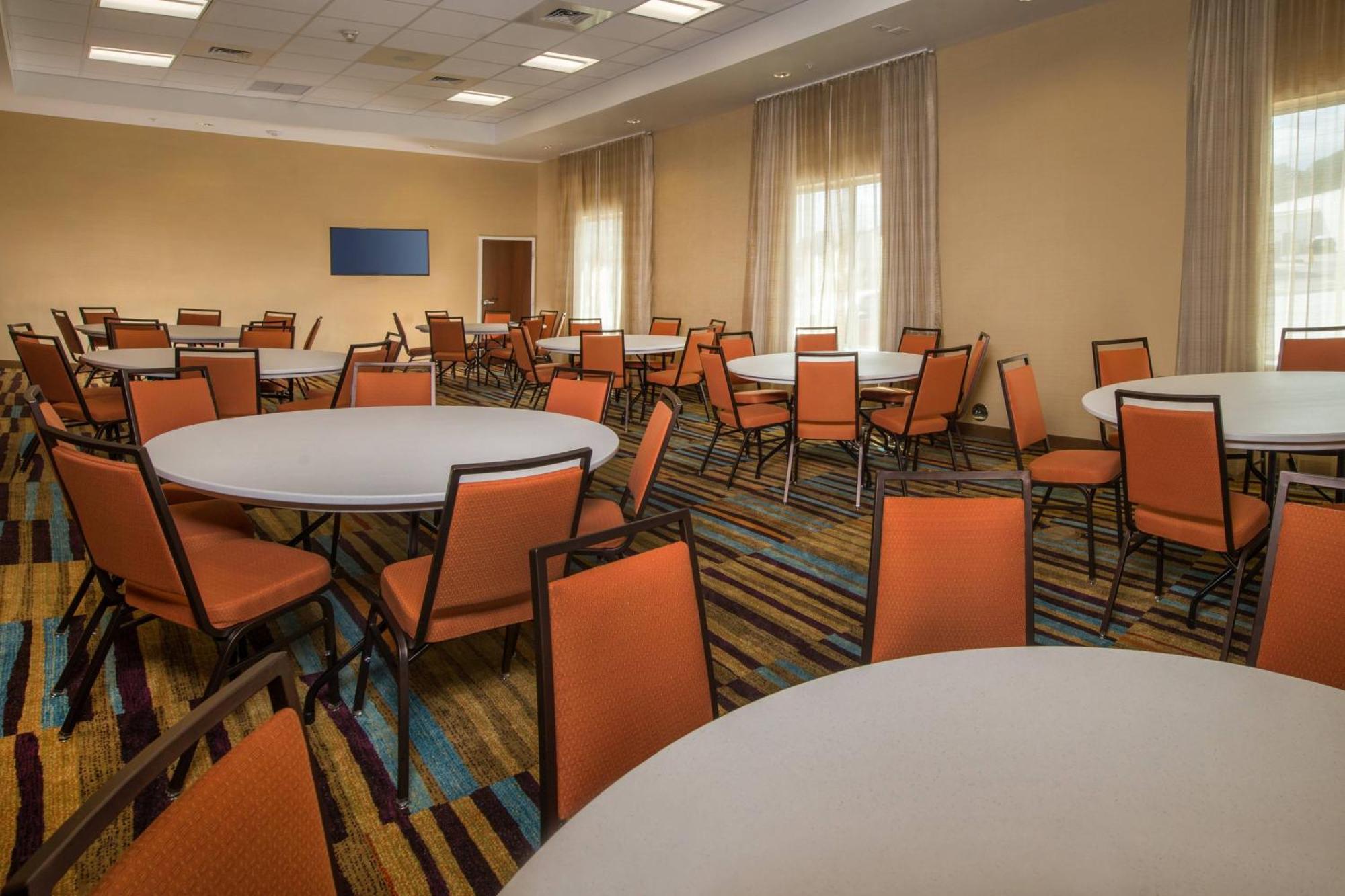 Fairfield Inn & Suites By Marriott Washington Bagian luar foto